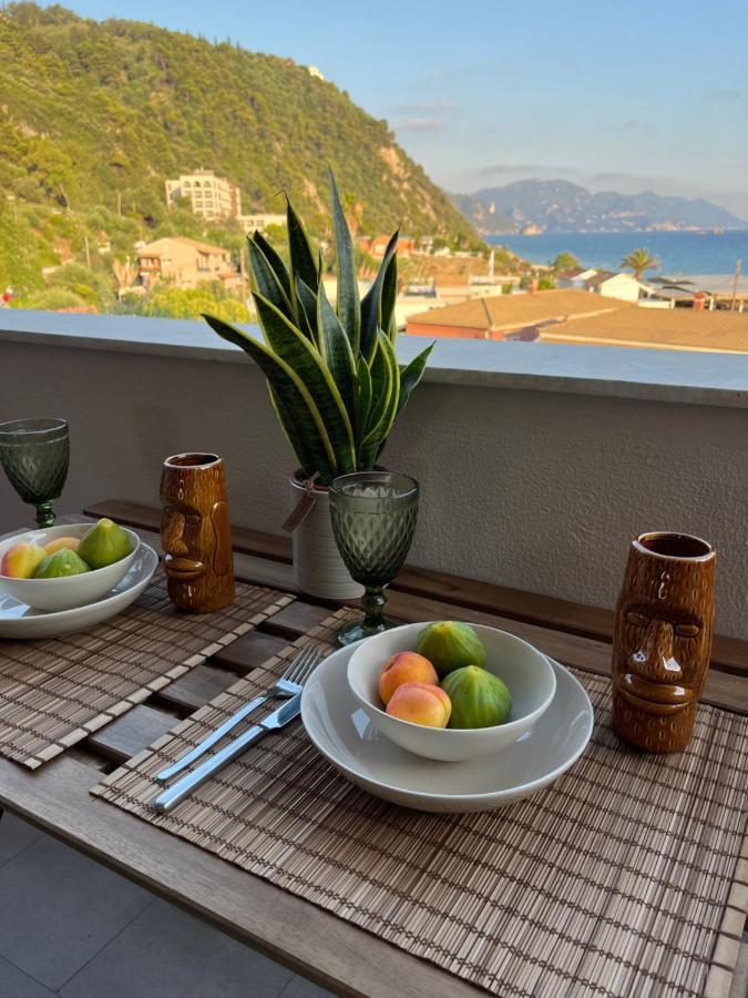 Costal Apartment Гліфада Екстер'єр фото