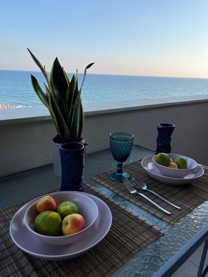 Costal Apartment Гліфада Екстер'єр фото