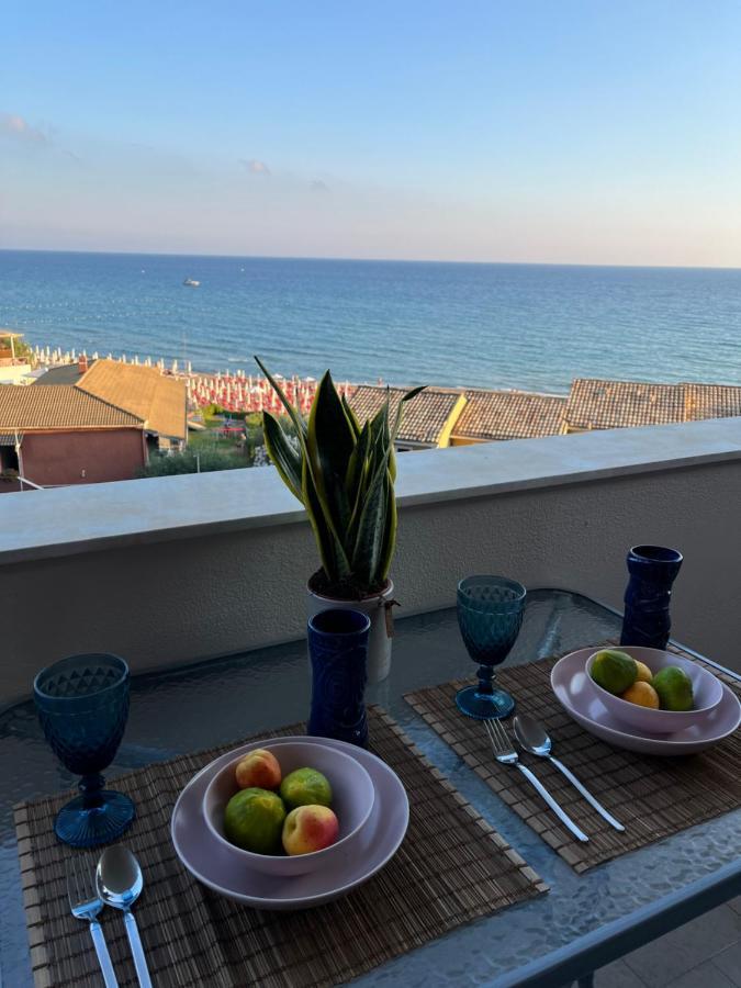 Costal Apartment Гліфада Екстер'єр фото