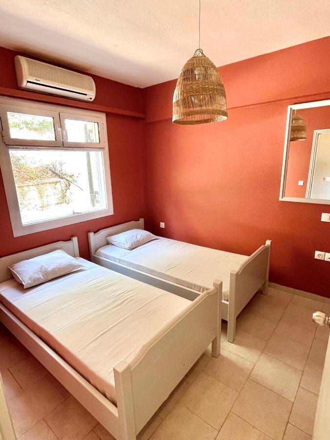 Costal Apartment Гліфада Екстер'єр фото