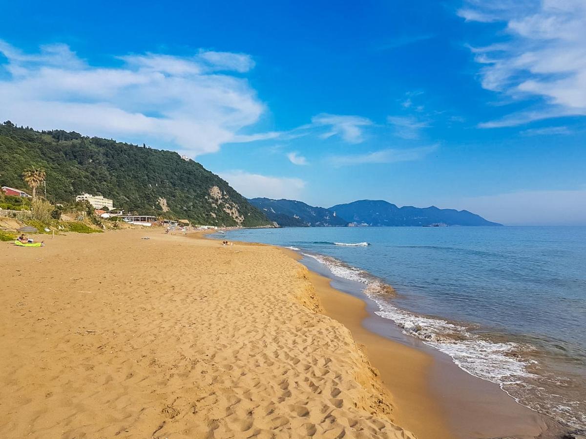 Costal Apartment Гліфада Екстер'єр фото