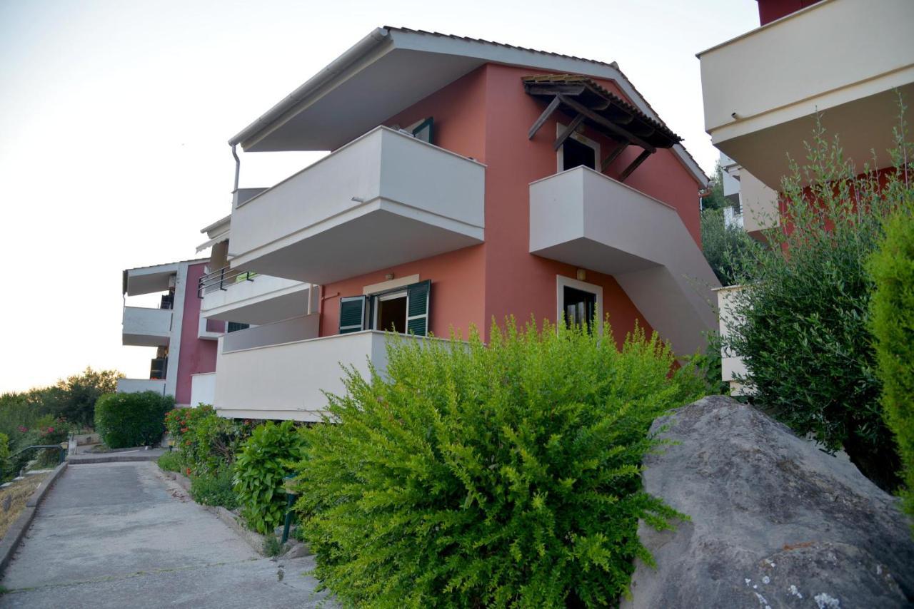 Costal Apartment Гліфада Екстер'єр фото